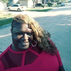 Meet your Posher, Miriam